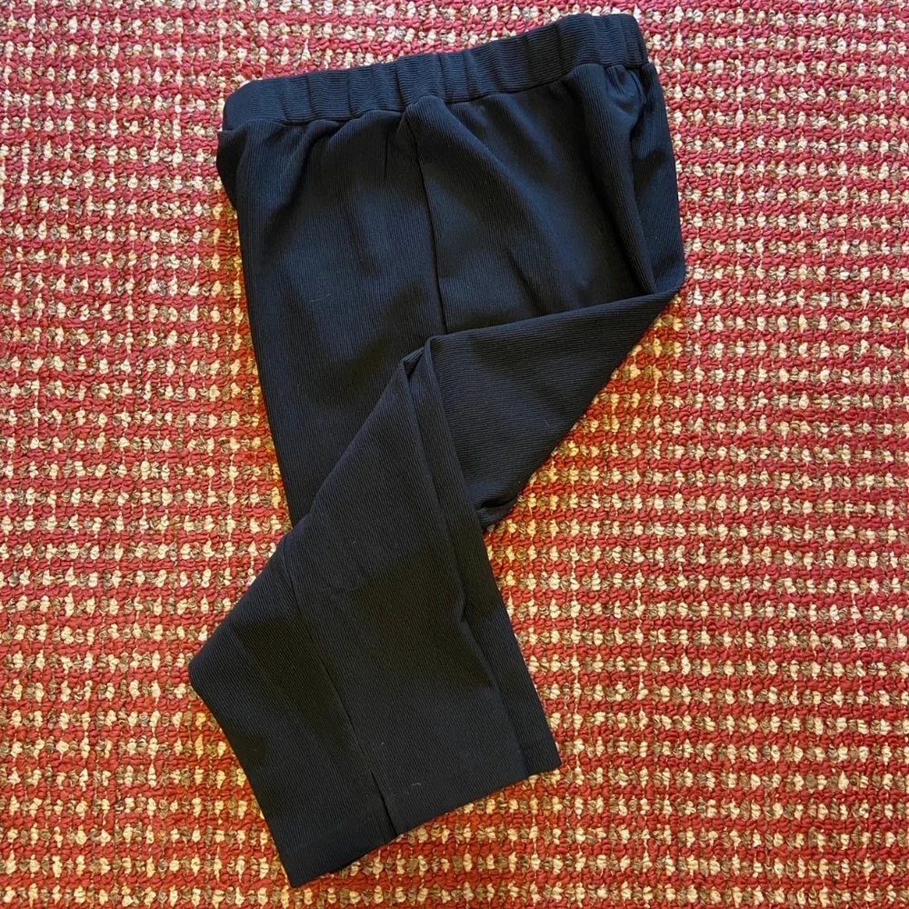 One Step Up, Plus Size Black Elastic Shorts - Picture 2 of 4